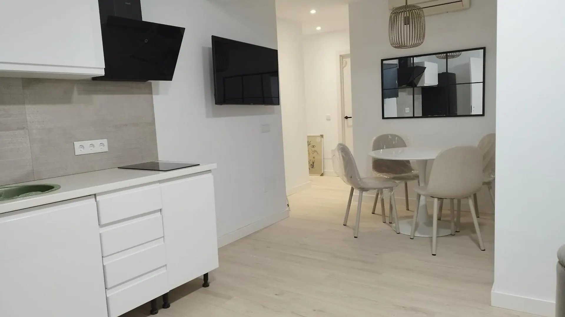 Occa City Center Suite & Apartment Málaga